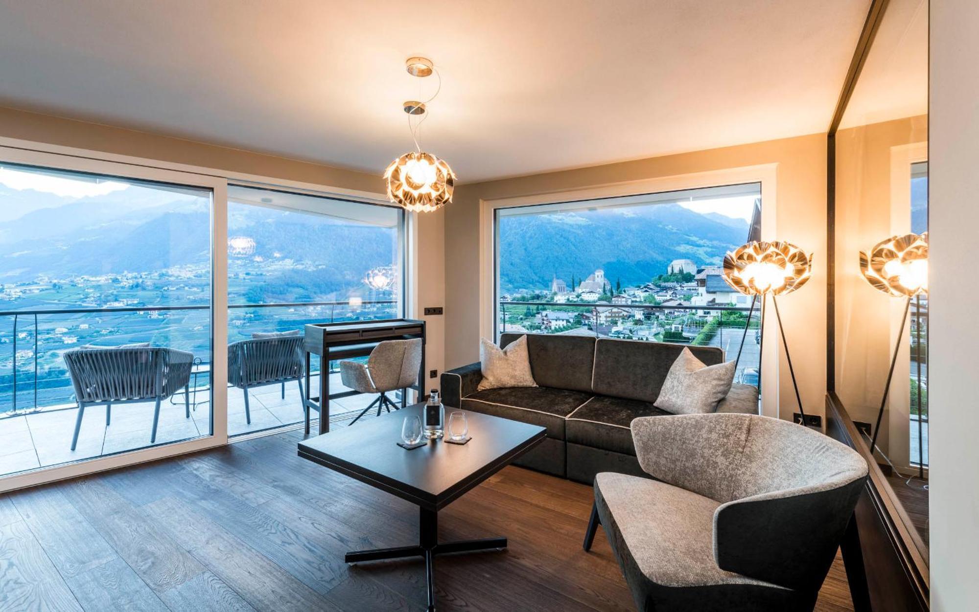 Prunner Luxury Suites - Adults Only Schenna Bilik gambar
